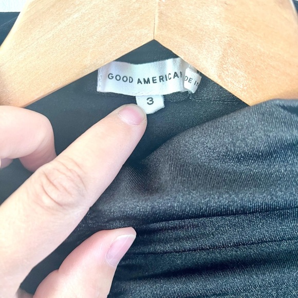 Good American Disco Ruched Funnel Long Sleeve Black Thong Bodysuit Size Large - Picture 4 of 7